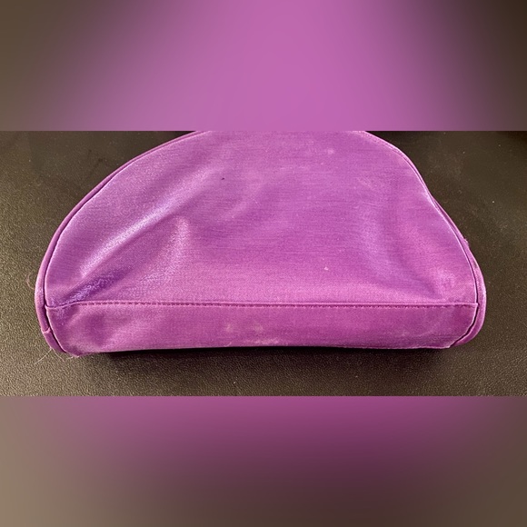 Unique Purple Botox Cosmetic Botulinum Toxin Type A Bag – Toiletry or Cosmetic T - Picture 6 of 7